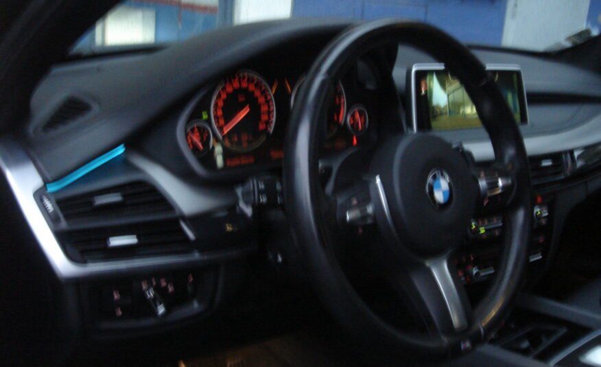 BMW X5 xDrive 30d Lounge Plus