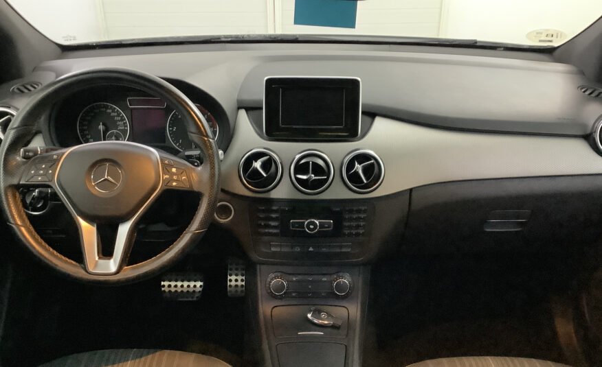 MERCEDES-BENZ B 180CDI BE 7G-DCT