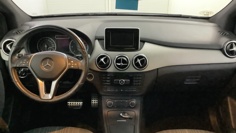 MERCEDES-BENZ B 180CDI BE 7G-DCT