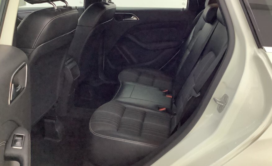MERCEDES-BENZ B 180CDI BE 7G-DCT