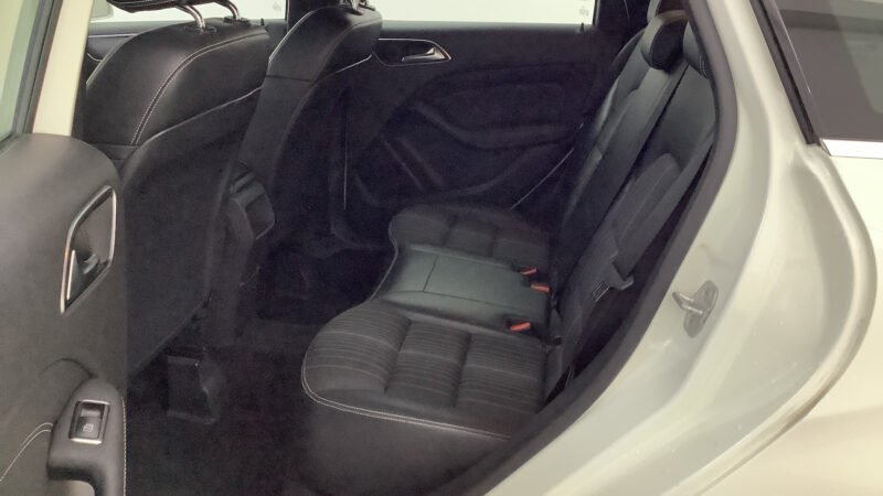 MERCEDES-BENZ B 180CDI BE 7G-DCT