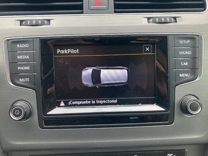 VOLKSWAGEN Golf VII 1.6 TDI Advance