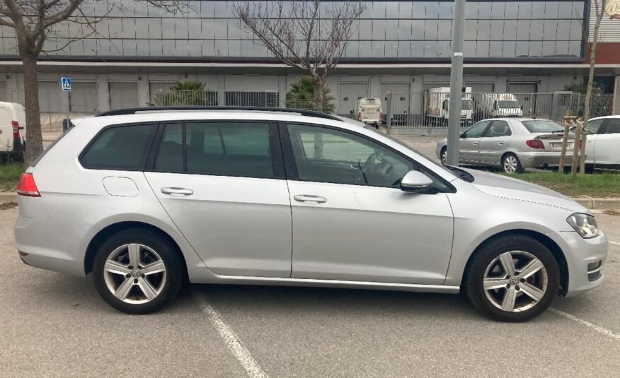 VOLKSWAGEN Golf VII 1.6 TDI Advance