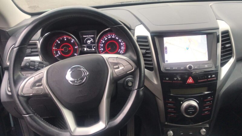 ssangyong tivoli 1.6 Turbodiesel Sport Bi-Ton 4×4