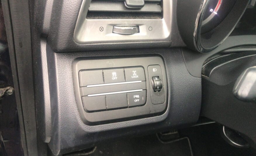 ssangyong tivoli 1.6 Turbodiesel Sport Bi-Ton 4×4