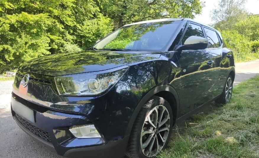 ssangyong tivoli 1.6 Turbodiesel Sport Bi-Ton 4×4