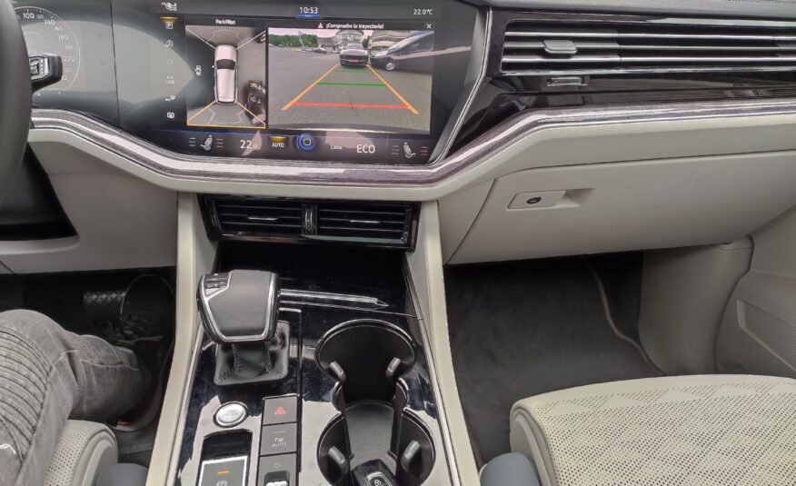 VOLKSWAGEN touareg 3.0 V6 TDI Elegance 4Motion