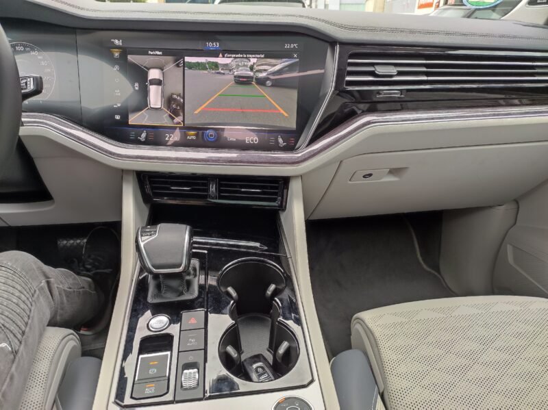 VOLKSWAGEN touareg 3.0 V6 TDI Elegance 4Motion