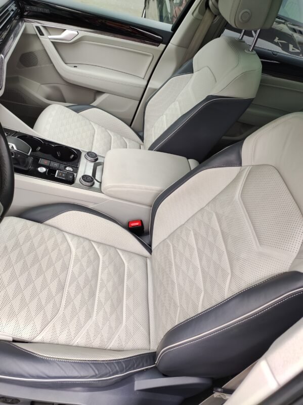 VOLKSWAGEN touareg 3.0 V6 TDI Elegance 4Motion