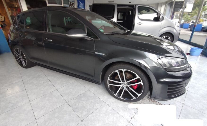 VOLKSWAGEN Golf VII 2.0 TDI GTD