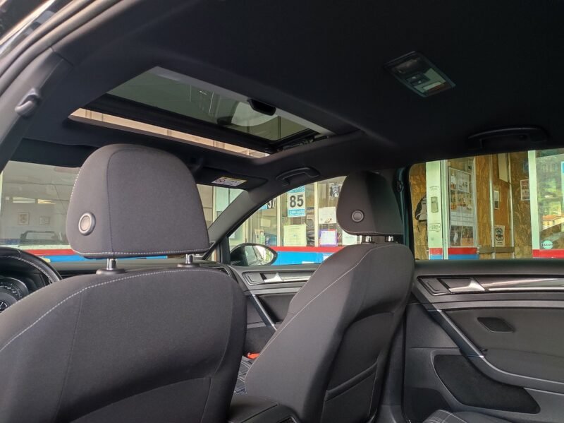 VOLKSWAGEN Golf VII 2.0 TDI GTD