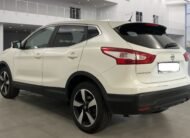 NISSAN QASHQAI 1.2 dig-t tekna premium 4×2