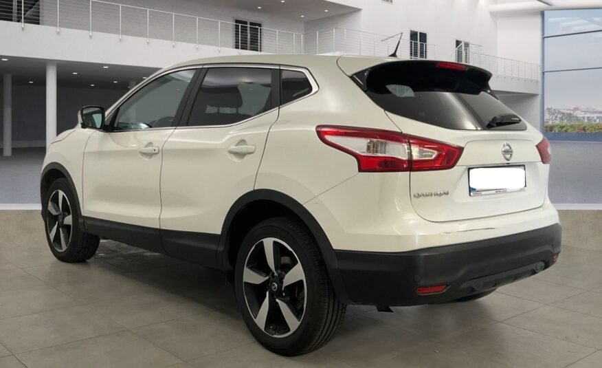 NISSAN QASHQAI 1.2 dig-t tekna premium 4×2