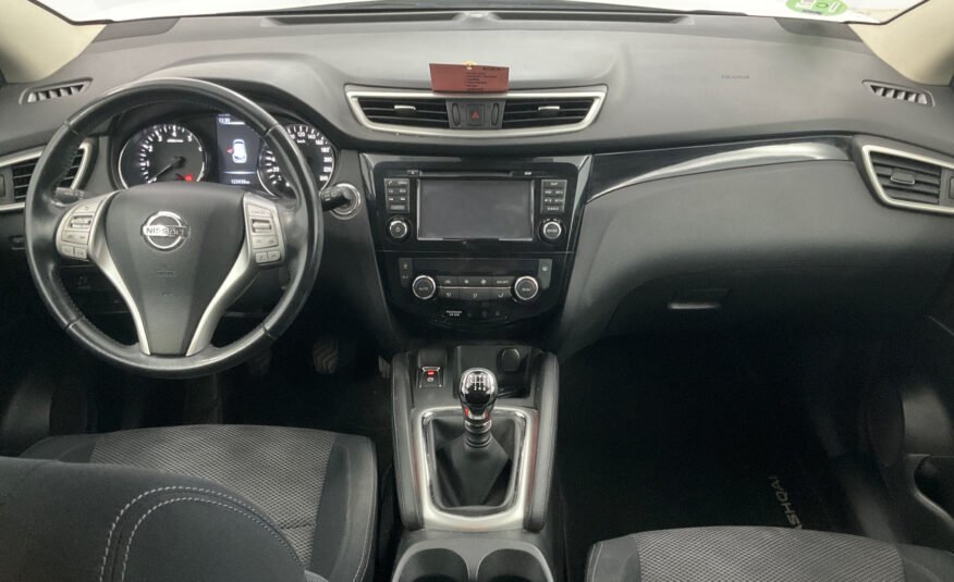 NISSAN QASHQAI 1.2 dig-t tekna premium 4×2