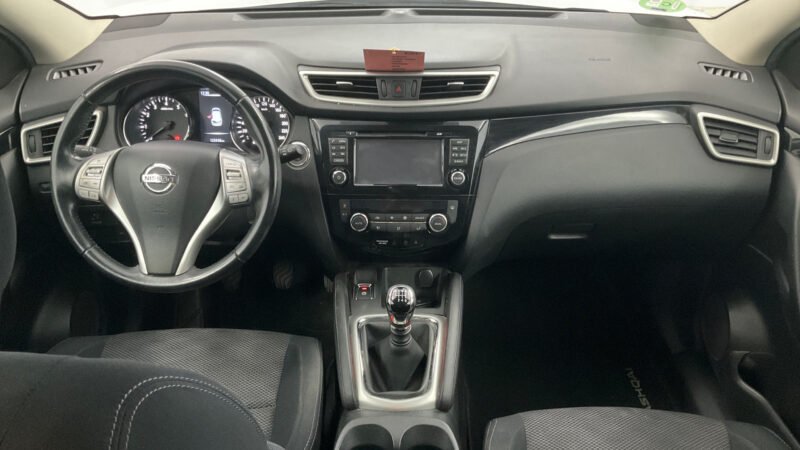 NISSAN QASHQAI 1.2 dig-t tekna premium 4×2