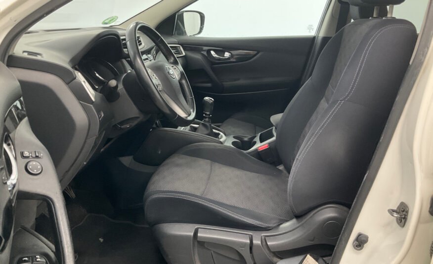 NISSAN QASHQAI 1.2 dig-t tekna premium 4×2