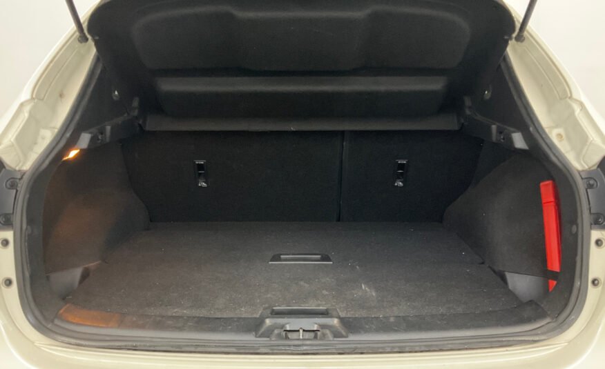 NISSAN QASHQAI 1.2 dig-t tekna premium 4×2