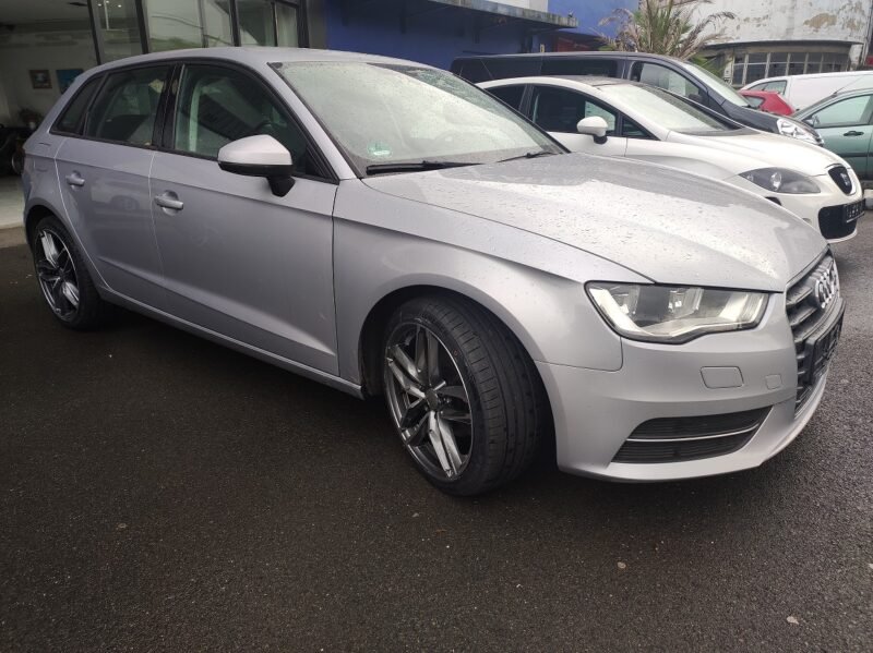 AUDI A3 1.6 TDI Attraction