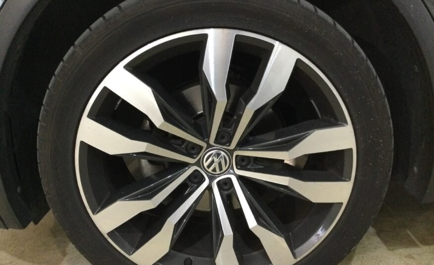 VOLKSWAGEN tiguan 1.5 TSI R-LINE