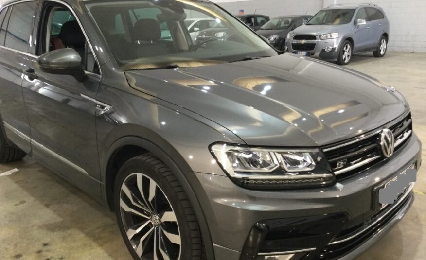 VOLKSWAGEN tiguan 1.5 TSI R-LINE