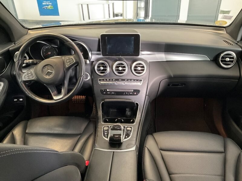 MERCEDES-BENZ Clase GLC 250 4Matic AMG Line