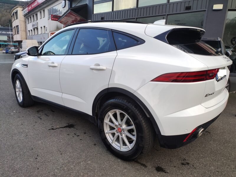 JAGUAR E-PACE TURISMO