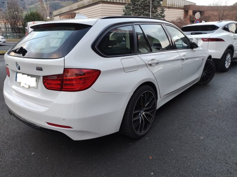 BMW 320d touring x-drive