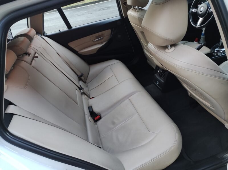 BMW 320d touring x-drive