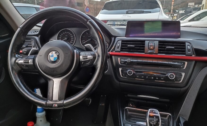BMW 320d touring x-drive