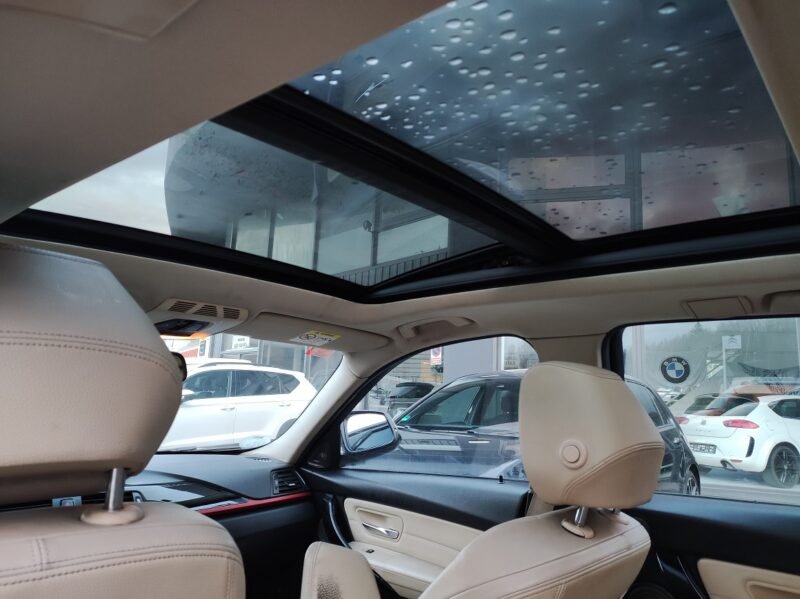 BMW 320d touring x-drive