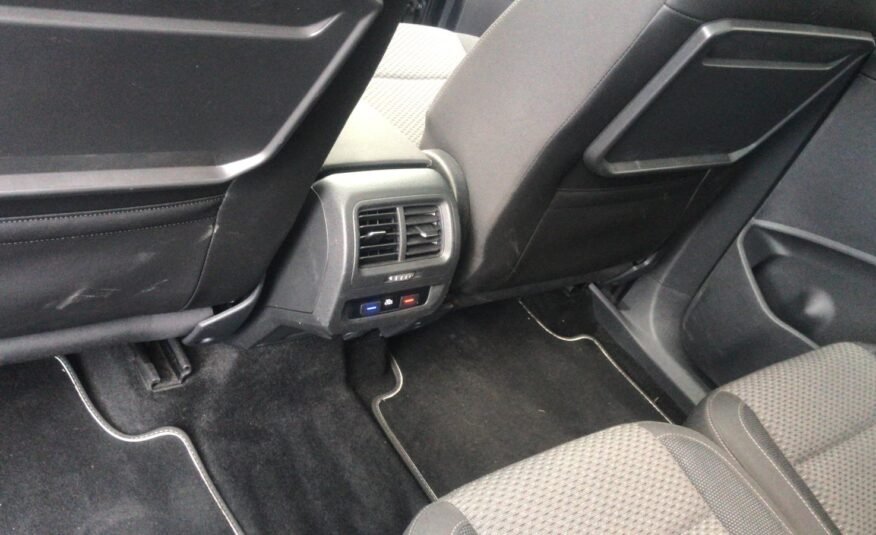 VOLKSWAGEN Touran ADVANCE 2.0 TDI DSG