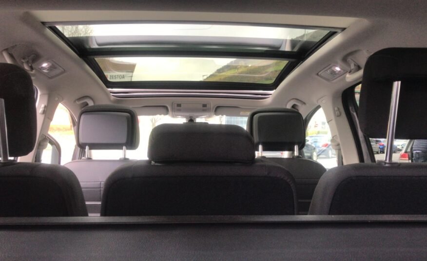 VOLKSWAGEN Touran ADVANCE 2.0 TDI DSG