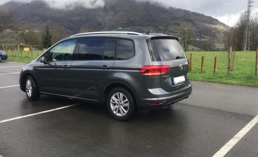 VOLKSWAGEN Touran ADVANCE 2.0 TDI DSG