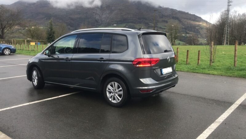 VOLKSWAGEN Touran ADVANCE 2.0 TDI DSG