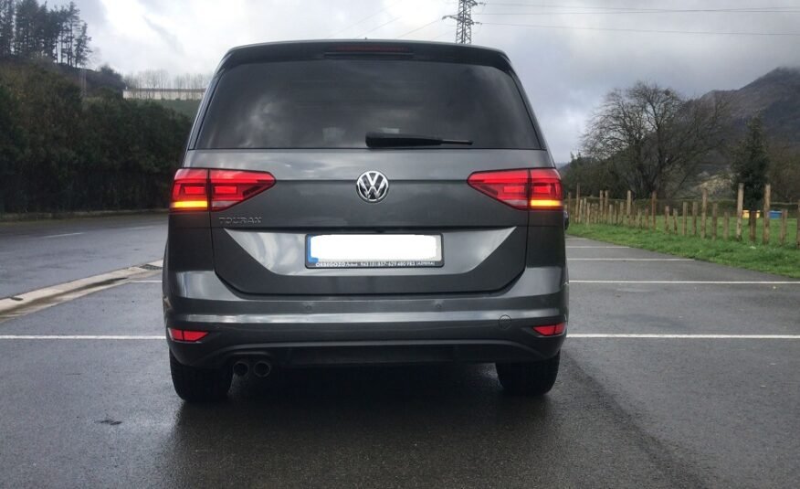 VOLKSWAGEN Touran ADVANCE 2.0 TDI DSG