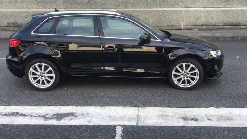 AUDI A3 design edition 1.6 TDI Sportback