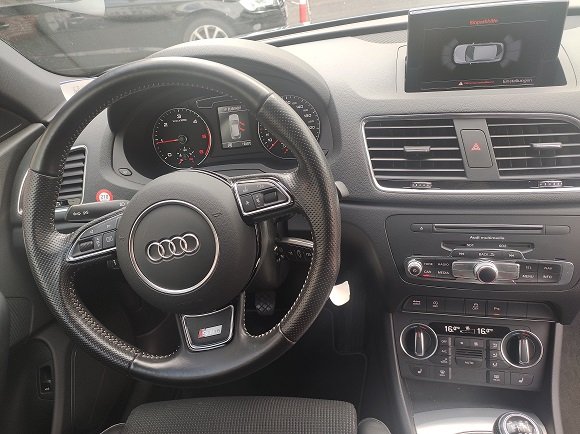 AUDI Q3 2.0 TDI Sport quattro