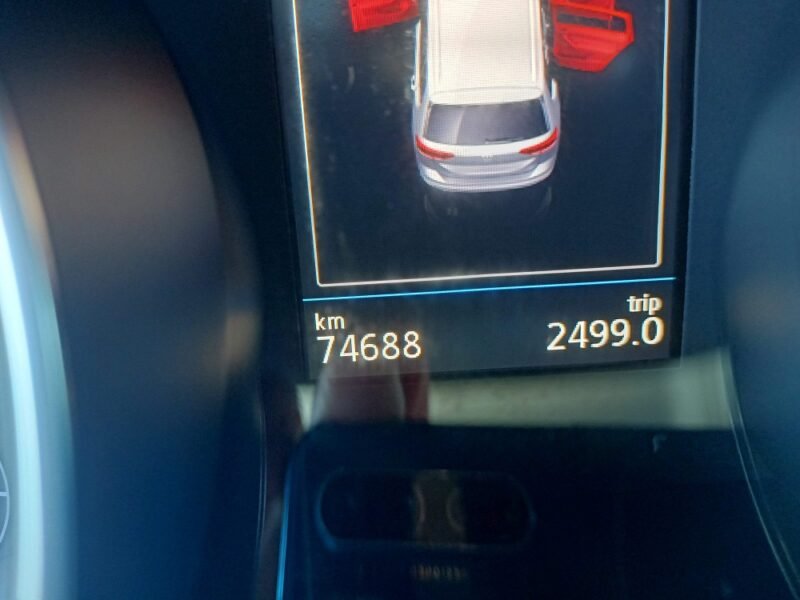 VOLKSWAGEN Touran 1.6 TDI Sport BlueMotion