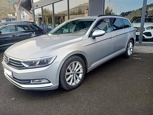 VOLKSWAGEN Passat Advance 2.0 TDI