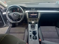 VOLKSWAGEN Passat Advance 2.0 TDI