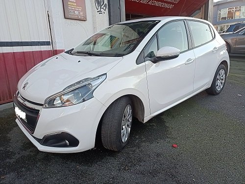 PEUGEOT 208 1.6D