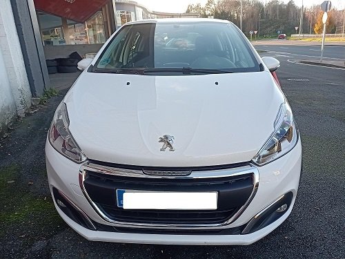 PEUGEOT 208 1.6D
