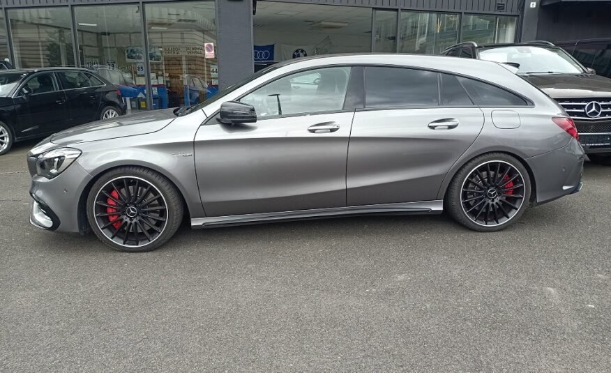 MERCEDES-BENZ Clase CLA 45 AMG 4Matic
