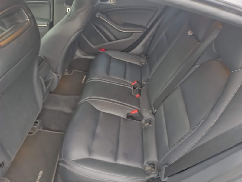 MERCEDES-BENZ Clase CLA 45 AMG 4Matic