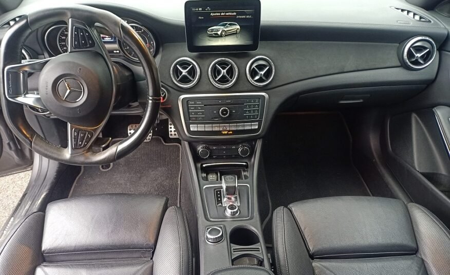 MERCEDES-BENZ Clase CLA 45 AMG 4Matic