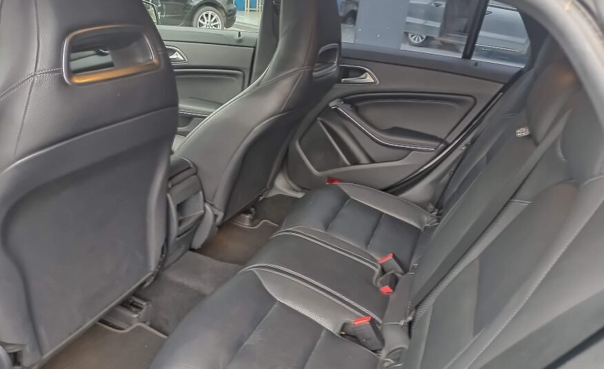 MERCEDES-BENZ Clase CLA 45 AMG 4Matic