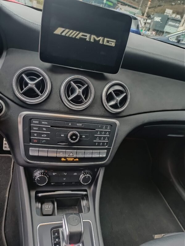 MERCEDES-BENZ Clase CLA 45 AMG 4Matic