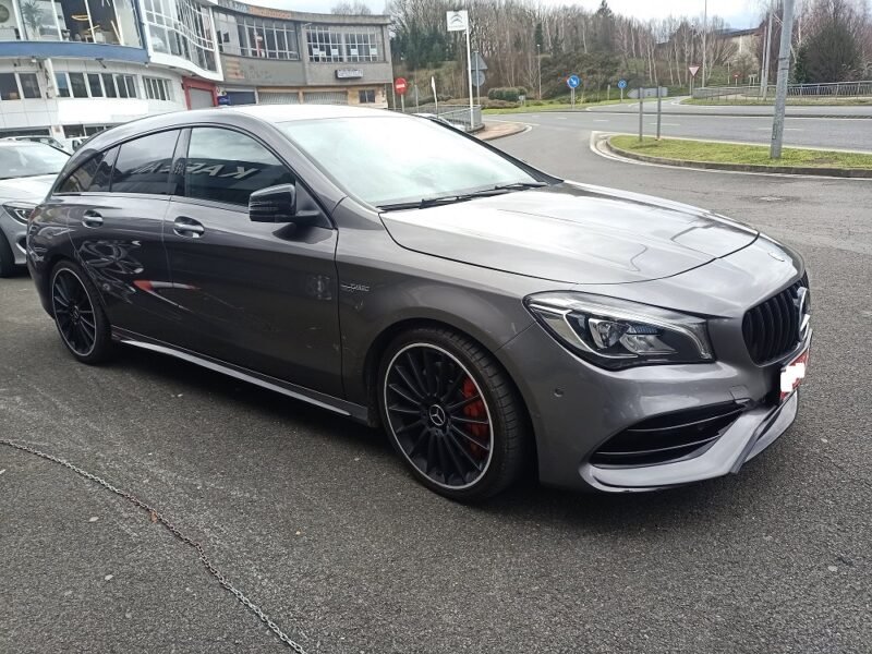 MERCEDES-BENZ Clase CLA 45 AMG 4Matic