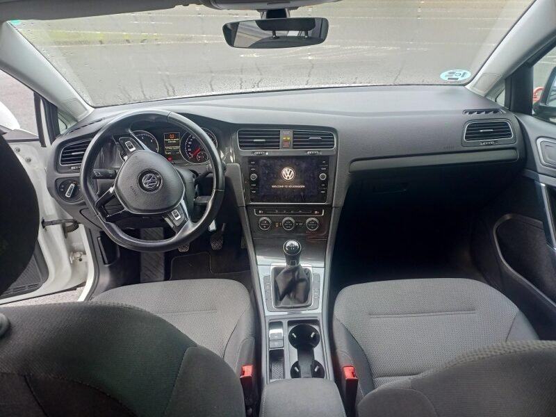 VOLKSWAGEN Golf Advance 1.6 TDI
