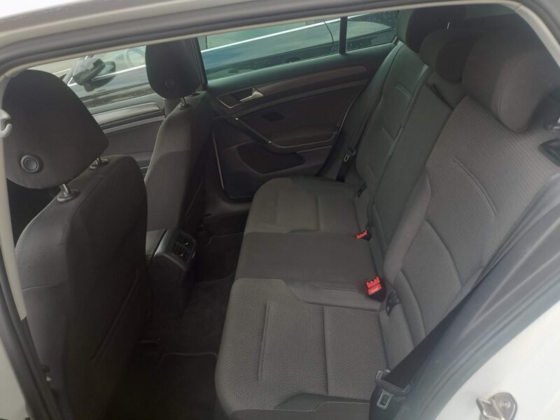 VOLKSWAGEN Golf Advance 1.6 TDI